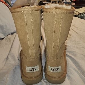 Authentic UGG boots kids size 2 chestnut